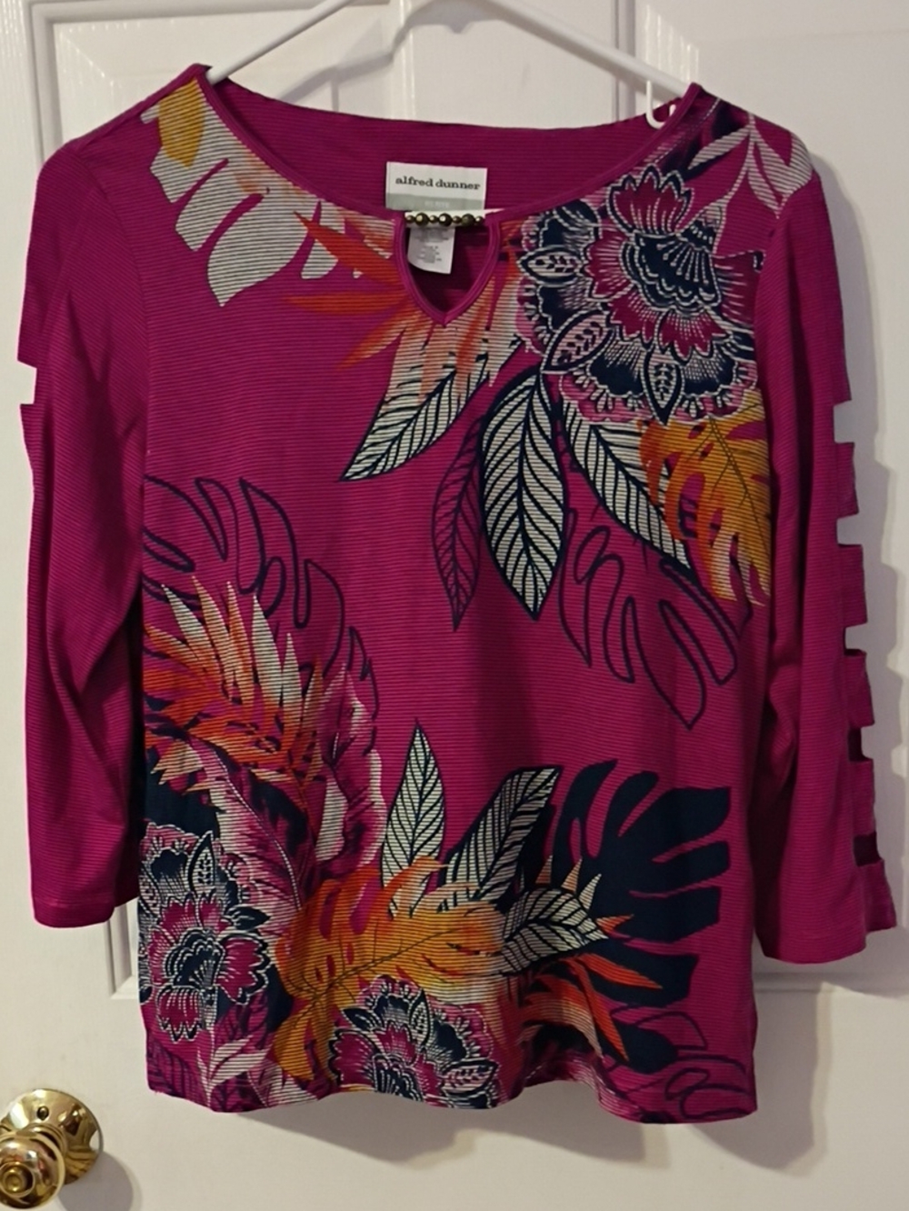Alfred Dunner Ladies Ladder Sleeve Top